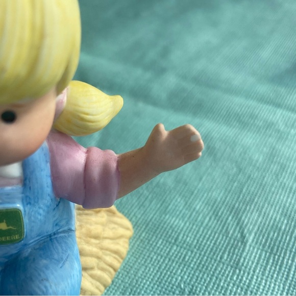 ❤️4 for $25❤️ 1999!ENESCO John Deere CERAMIC Figure OF GIRL - Picture 2 of 5